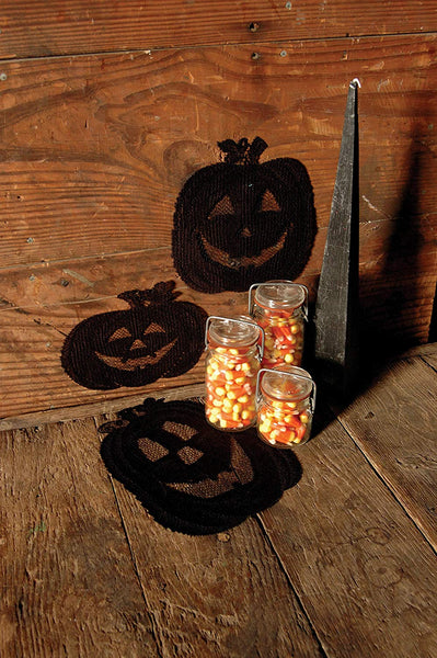 Heritage Lace Jack O'Lantern Accents (Set of 3), 7" by 8"/8" by 6"/8" by 9", Black Made in USA - Olde Church Emporium