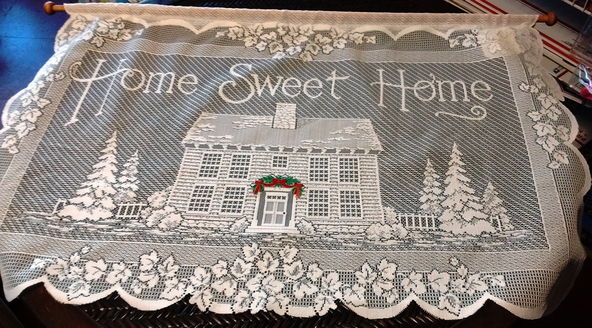 Heritage Lace Christmas -Home Sweet Home - Hanging with Seasonal Garland Made in USA - Olde Church Emporium